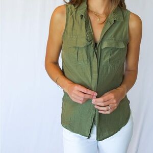 Banana Republic Sleeveless Tank